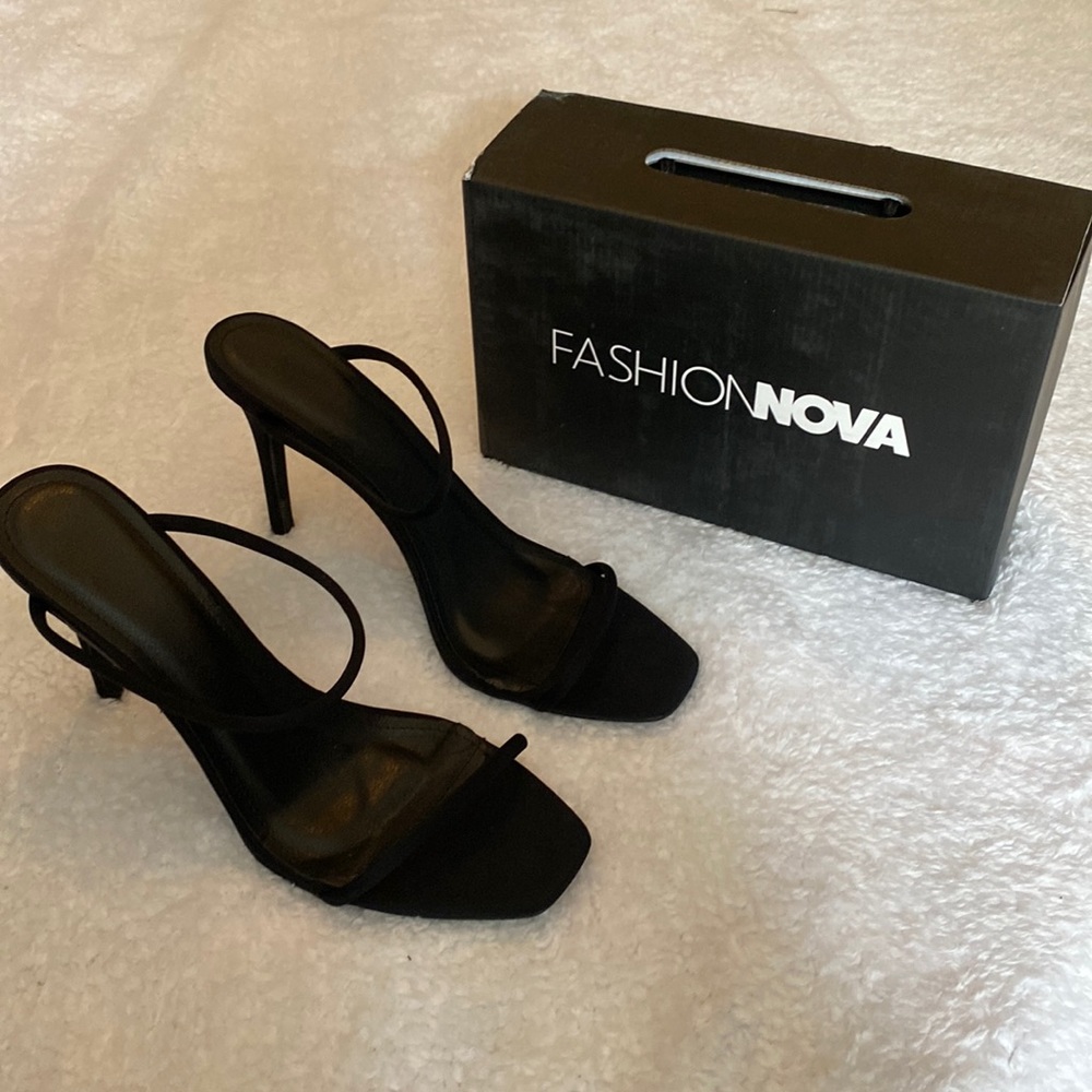 Fashion Nova - sz11